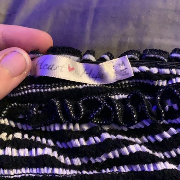 medium crop top - Picture 2 of 2